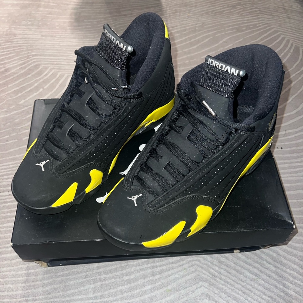 Jordan Thunder 14s